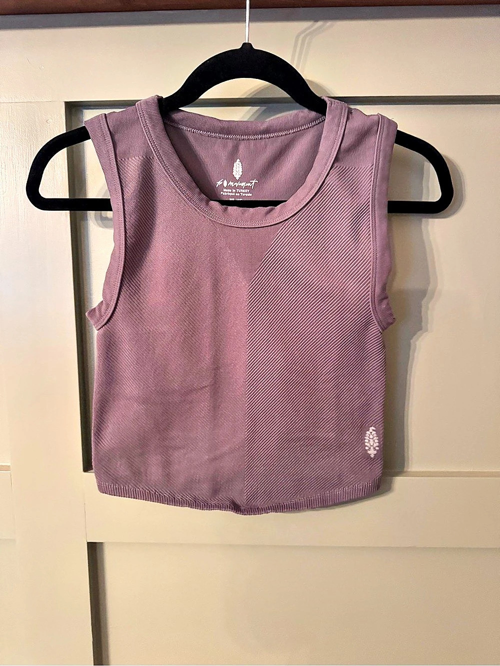 Free Movement Ribbed Tank Top in grey M/L Like New